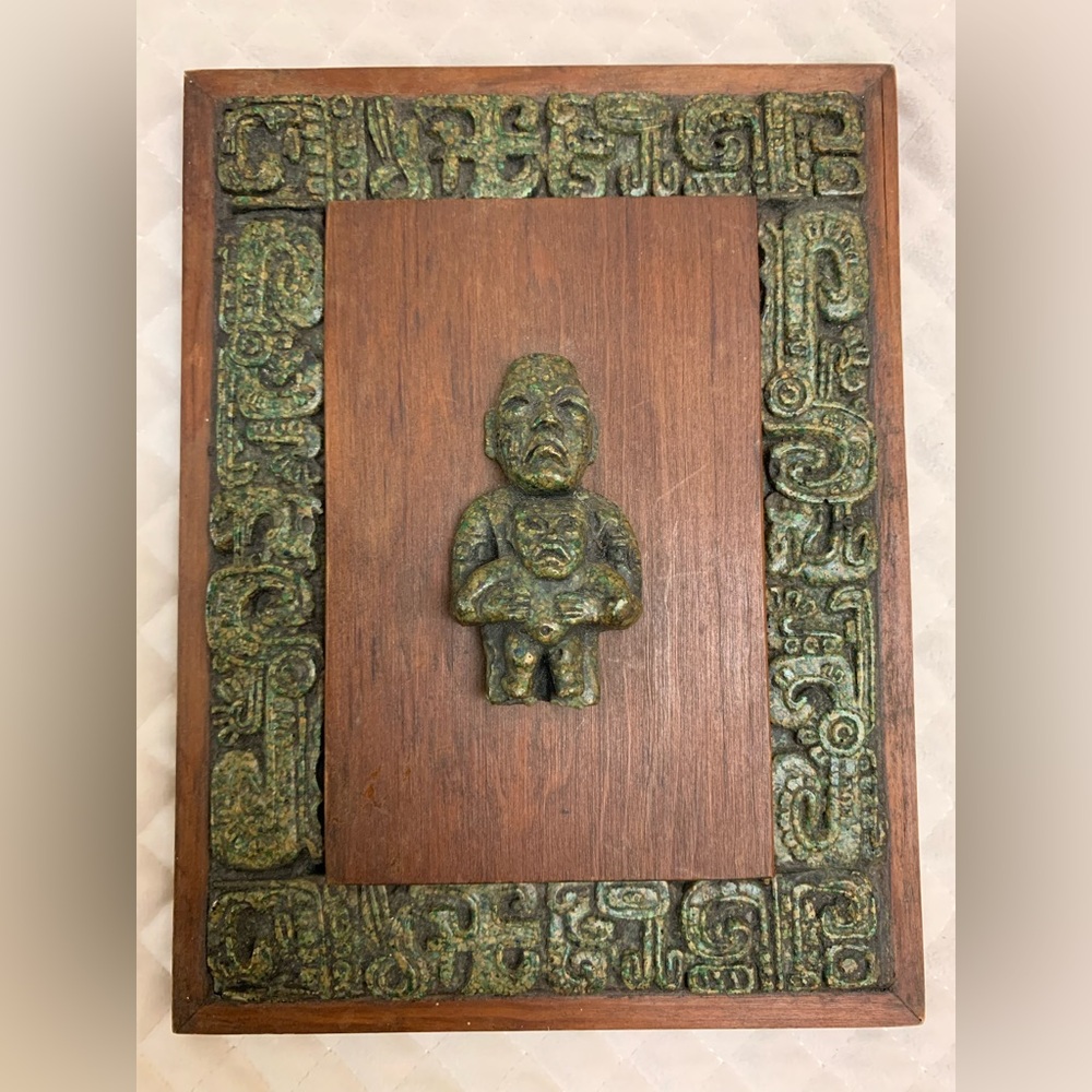 VINTAGE ORIGINAL ZAREBSKI CRUSHED MALACHITE/WOOD 3D MEXICAN PLAQUE